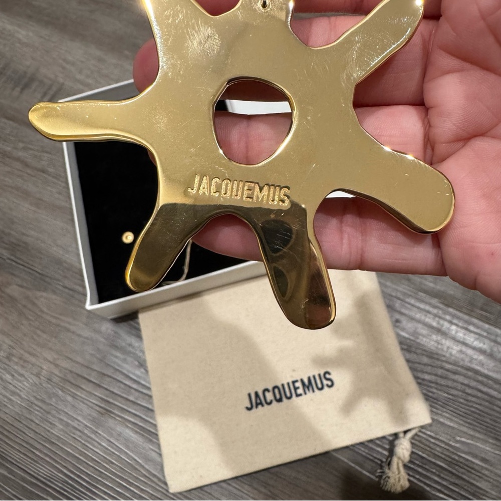 Jacquemus Le Solei Gold Tone And Enamel Earrings - Picture 12 of 16
